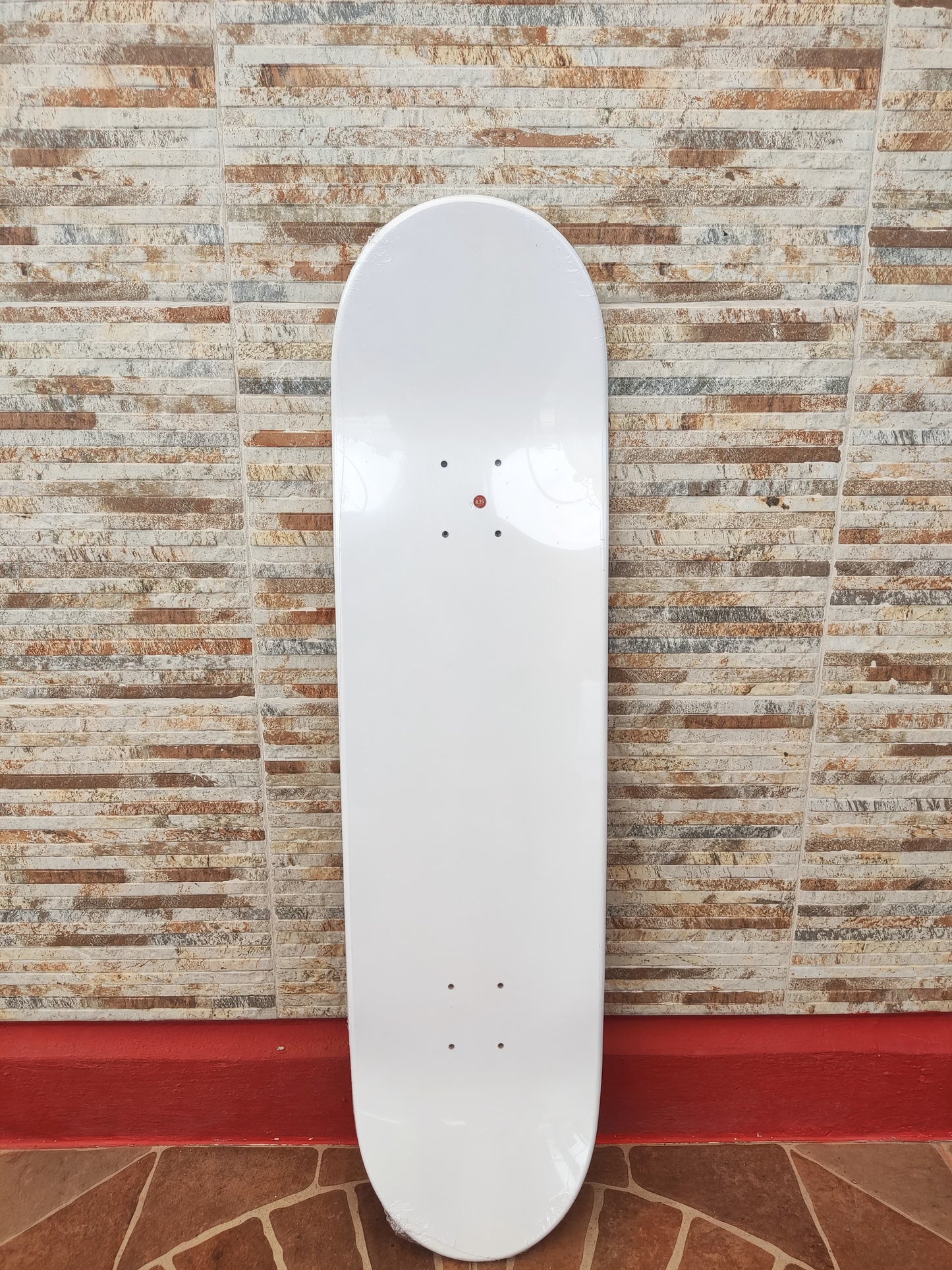 Tabla de Skate Copal de la Serie Typo Hojas Cafés 8.25