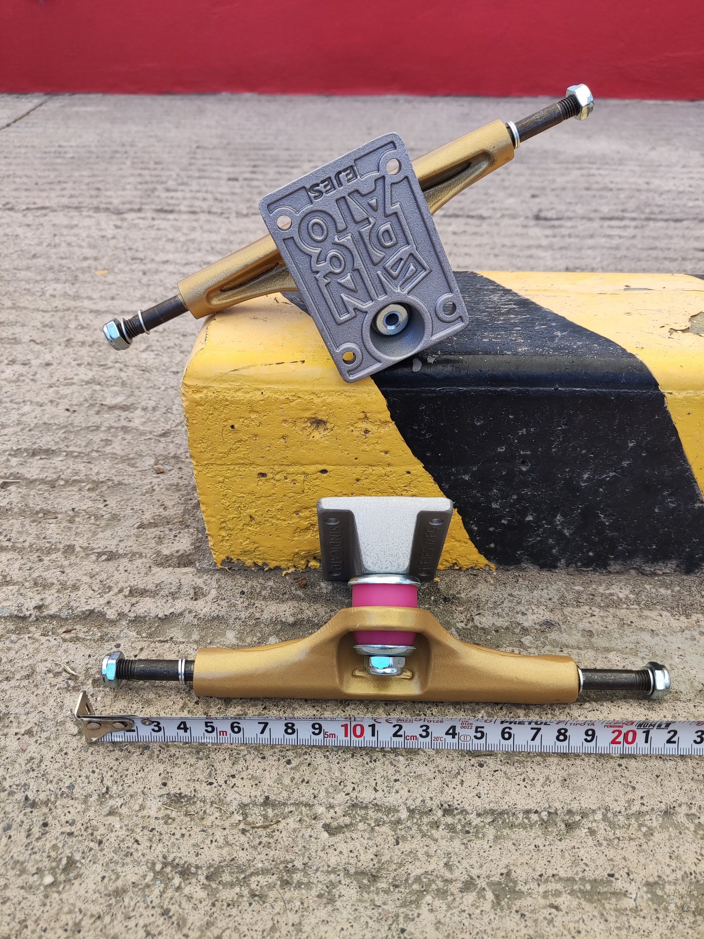 Trucks Sindicato MS2 /FULL HOLLOWS Gold 147mm