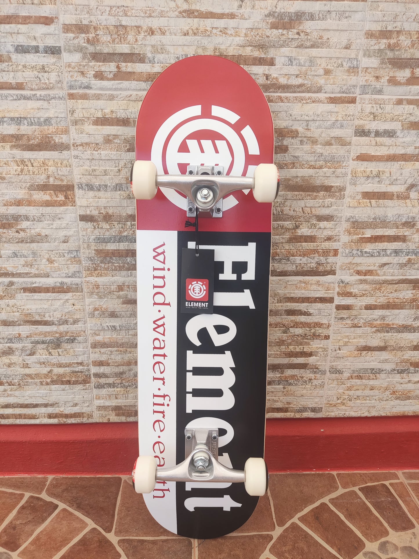 Patineta Completa Element Seal 8.25