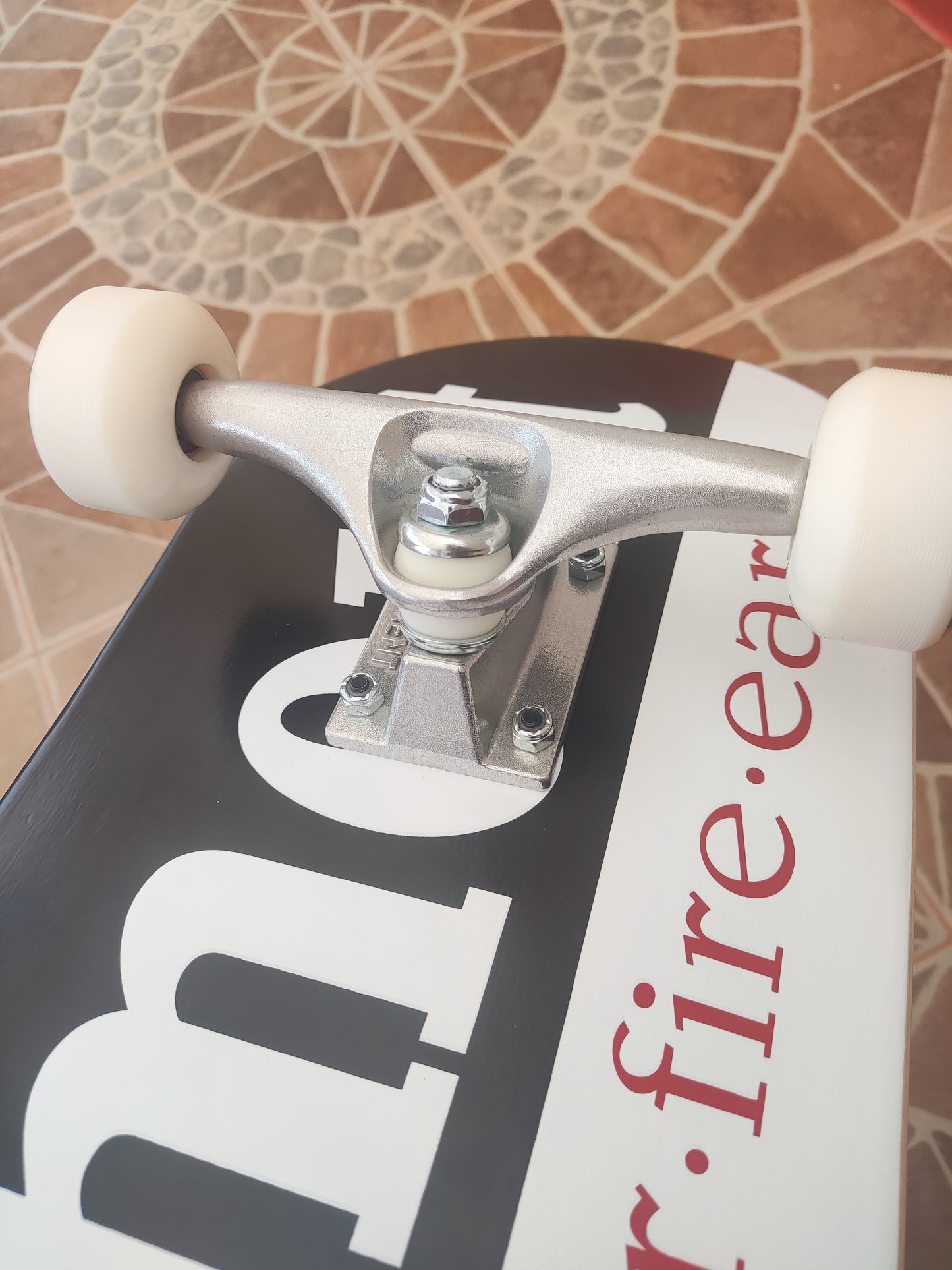 Patineta Completa Element Section 8.25