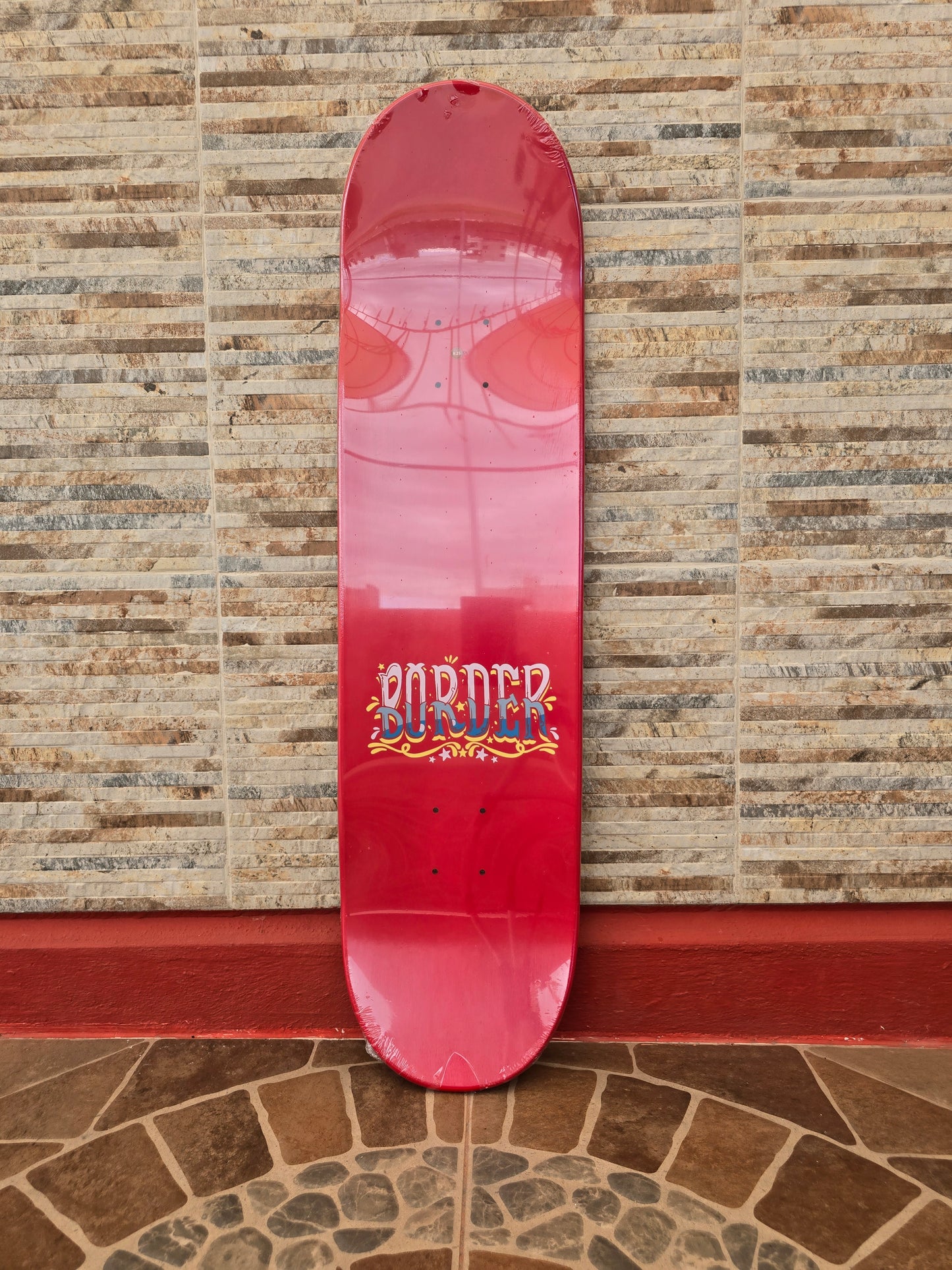 Tabla Skate Border Skateboards Mascara 8.25