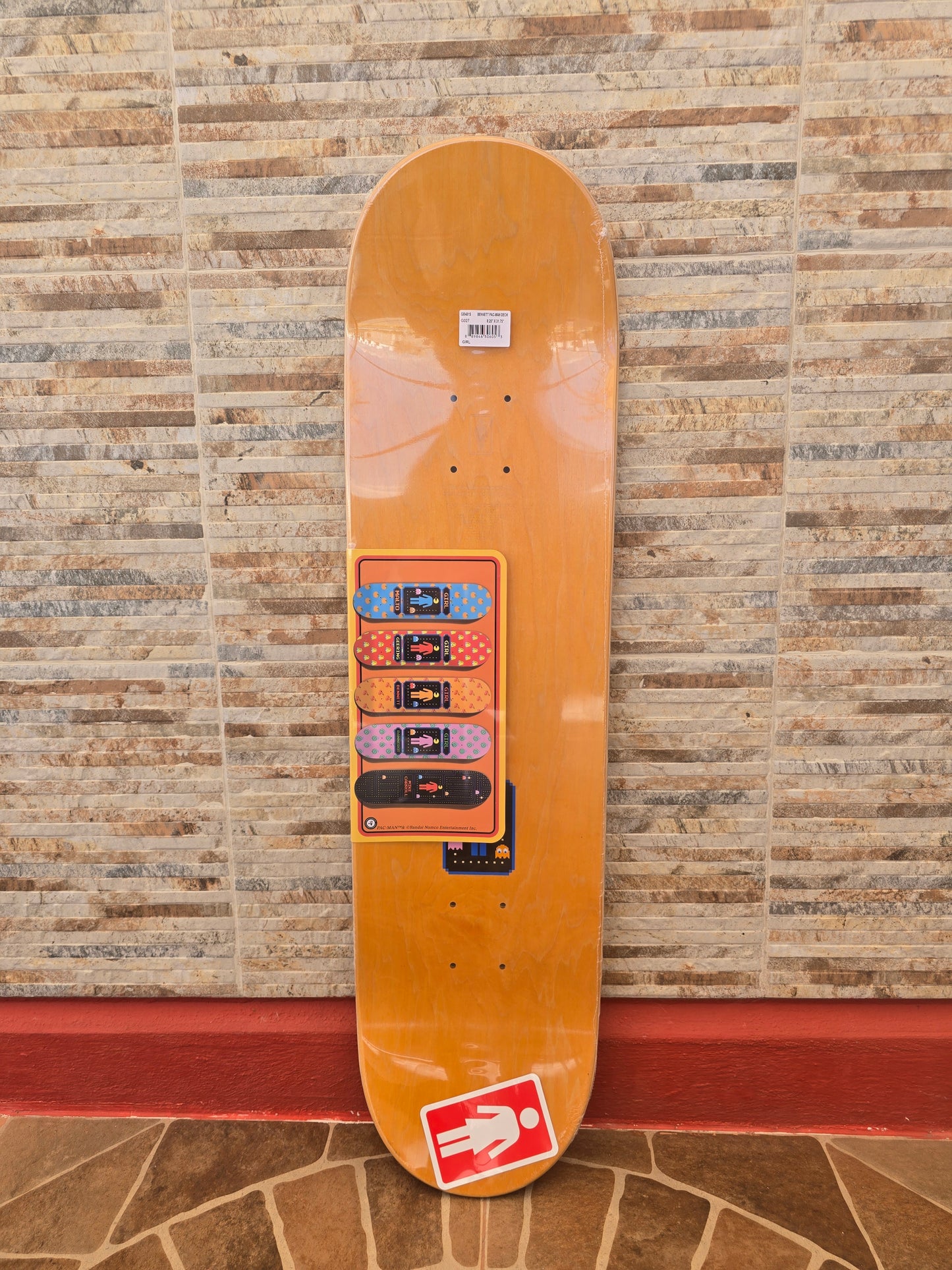 Tabla Skateboard Girl X Pac-Man Pro Model Bennet 8.25