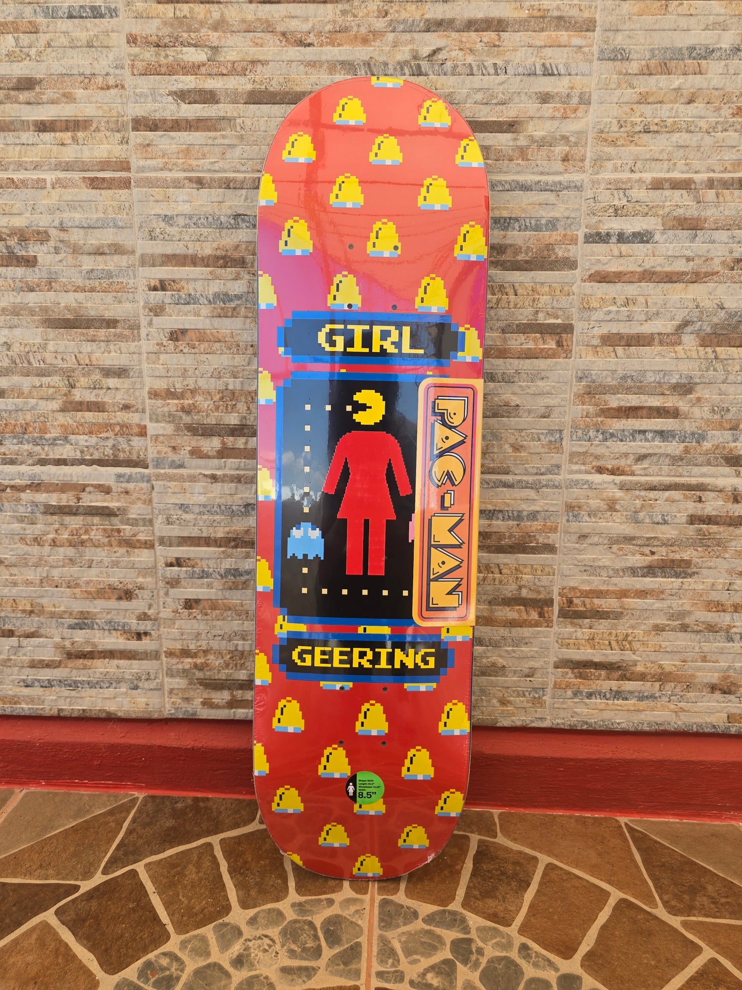 Tabla Skateboard Girl X Pac-Man Pro Model Geering 8.5