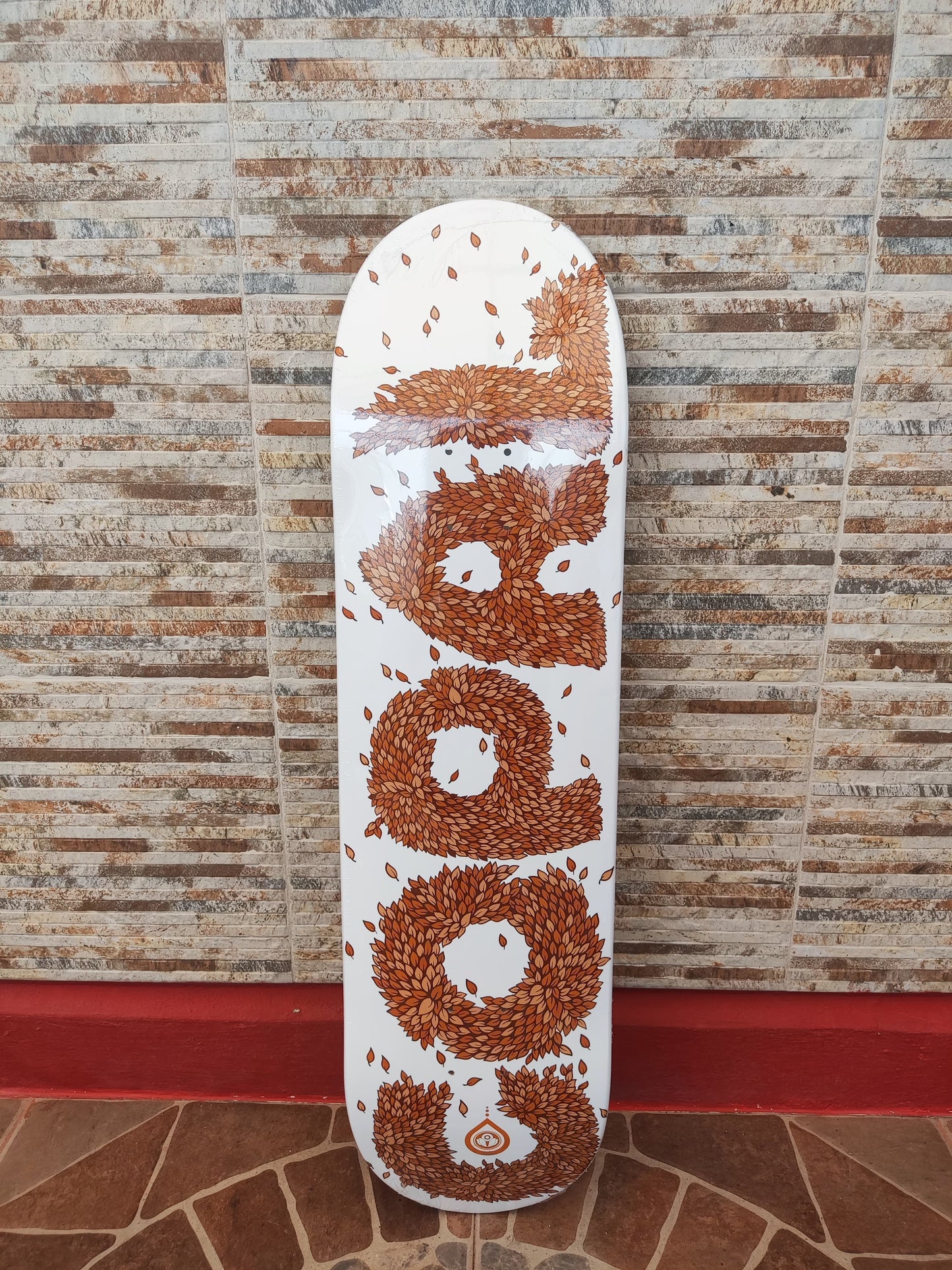 Tabla de Skate Copal de la Serie Typo Hojas Cafés 8.25