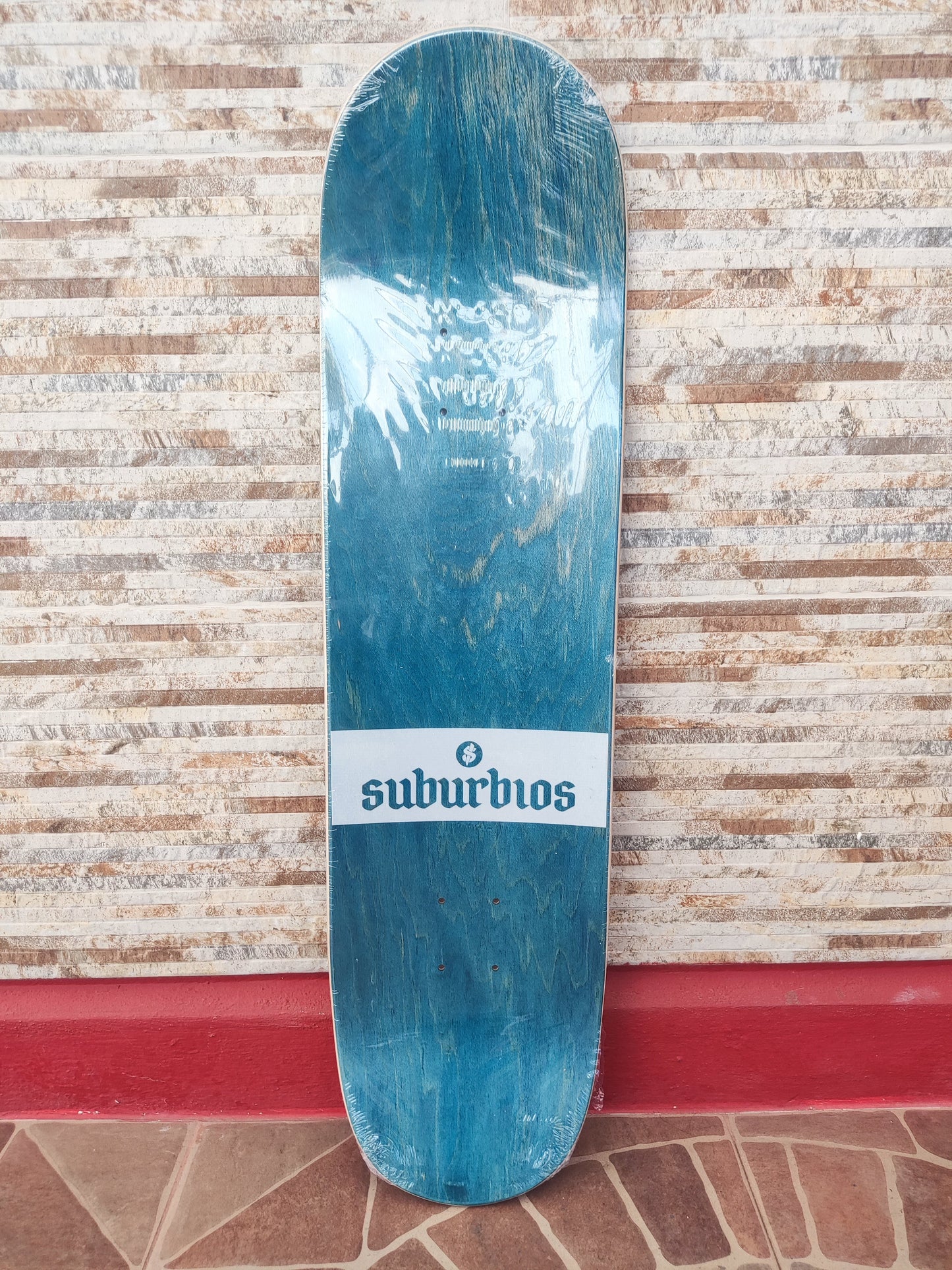 Tabla de Skate Suburbios Assuka foil 8.25